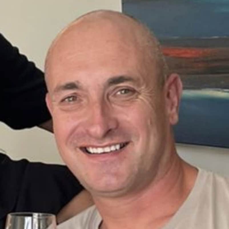 Philip Vermeiren, Zaakvoerder Glow Boutique Suites Hermanus en tevreden klant